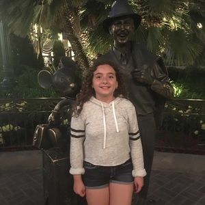 Meet your Posher, Nina